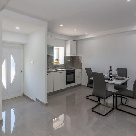 Apartman Iva Krivodol Екстер'єр фото